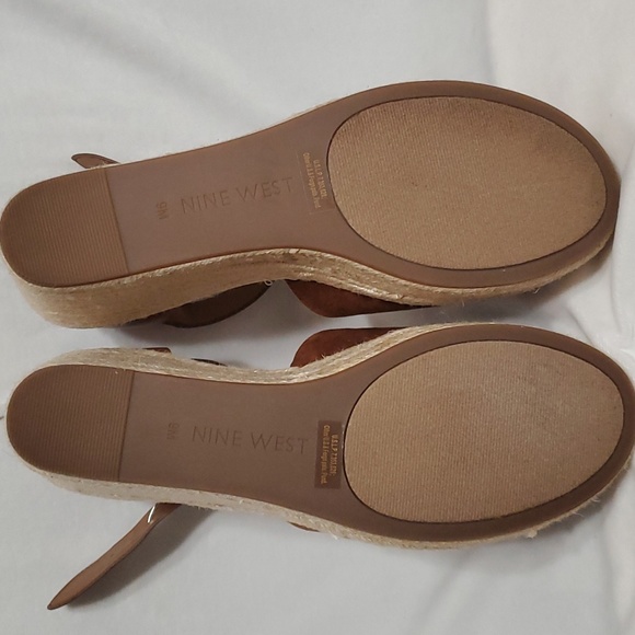 Nine West Wedge Sandal 9M brown - Picture 3 of 6